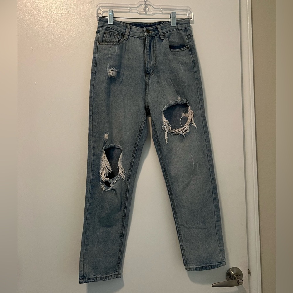 Cute jeans. 88% cotton 12% polyester